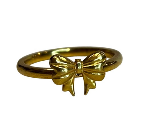 Minimalistic Bow Ring
