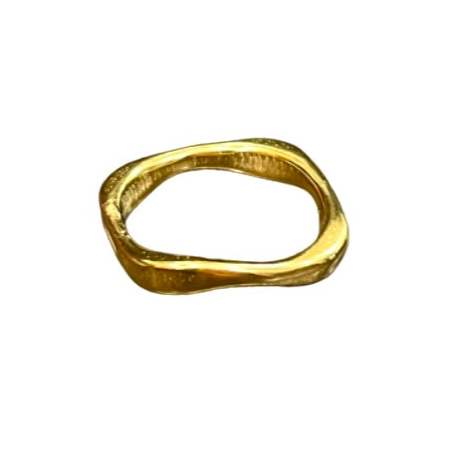 Sculpted Square Ring