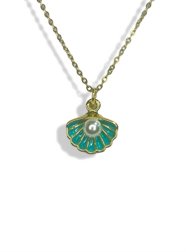 Clam Shell Pearl Necklace