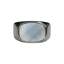 Anaya Signet Ring