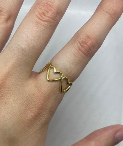 Gold multi sharp heart ring