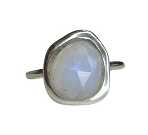 Vanna Moonstone Sterling Silver Ring
