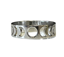 Moon Phase Band Ring