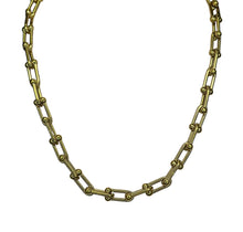 Geometric Paperclip Chain